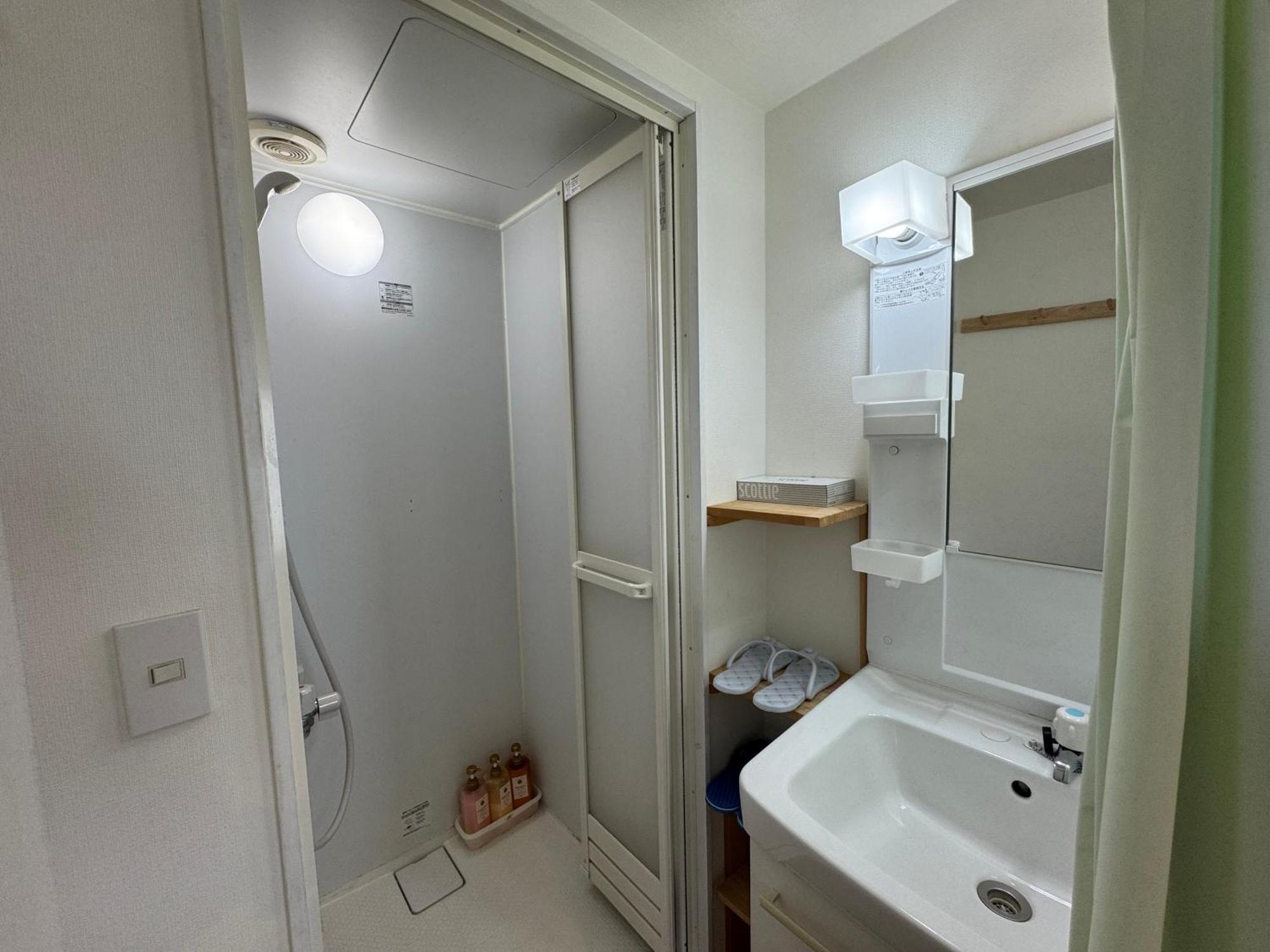Uhome Ueno Hotel Tokyo Exterior photo